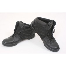 Кроссовки-ботинки Fenist на шнуровке 220